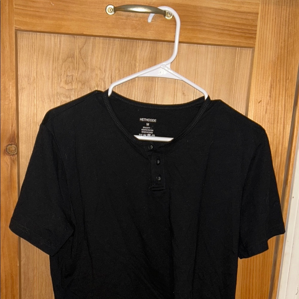 Men's Black Short Sleeve Henley
